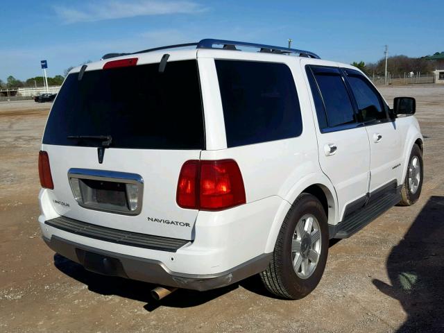 5LMFU27R74LJ43149 - 2004 LINCOLN NAVIGATOR WHITE photo 4