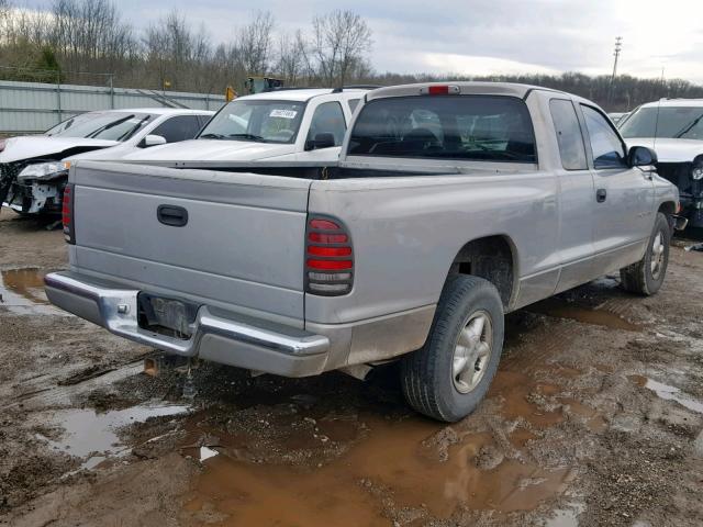 1B7GL23Y2VS234820 - 1997 DODGE DAKOTA SILVER photo 4