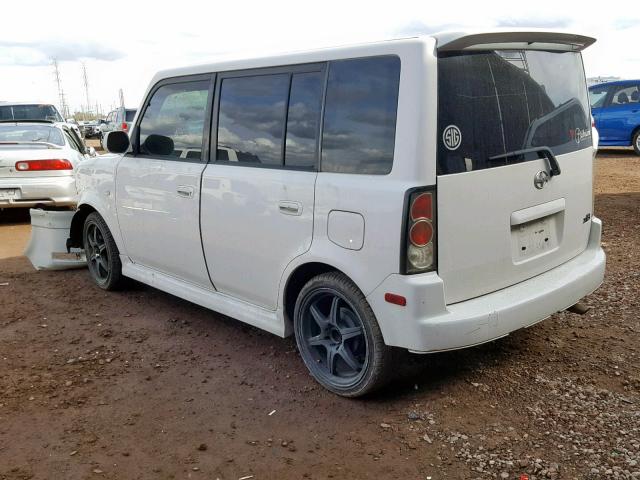 JTLKT334X64057747 - 2006 TOYOTA SCION XB WHITE photo 3