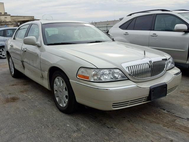 1LNHM82W25Y623292 - 2005 LINCOLN TOWN CAR S BEIGE photo 1