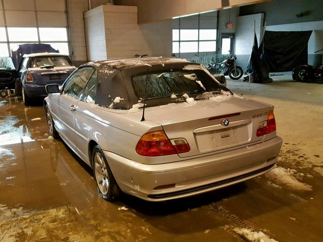 WBABR3346YEB40292 - 2000 BMW 323 CI SILVER photo 3