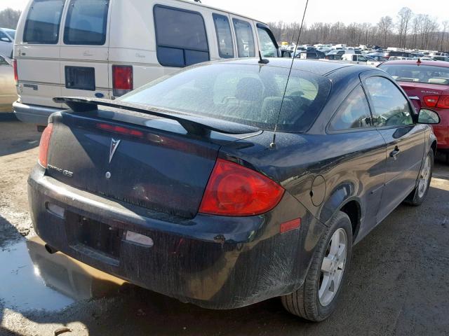 1G2AS18H897125397 - 2009 PONTIAC G5 BLACK photo 4