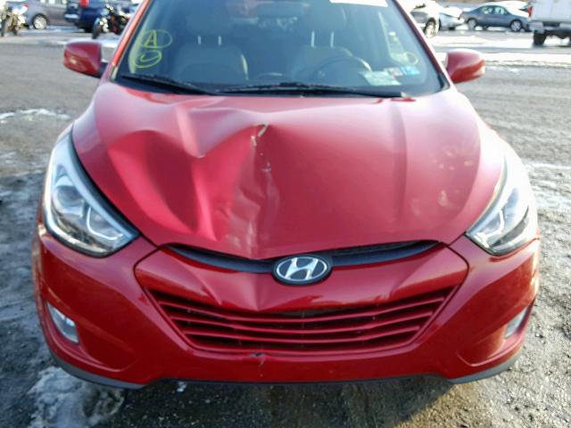 KM8JUCAG6FU988968 - 2015 HYUNDAI TUCSON LIM RED photo 9