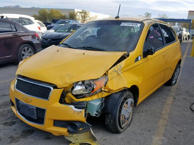 KL1TD6DE6AB116441 - 2010 CHEVROLET AVEO LS YELLOW photo 2