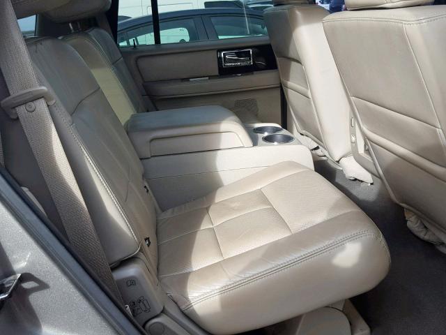 5LMFU28579LJ00708 - 2009 LINCOLN NAVIGATOR SILVER photo 6