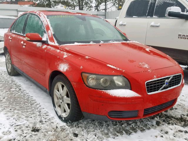 YV1MS382X52084806 - 2005 VOLVO S40 2.4I RED photo 1