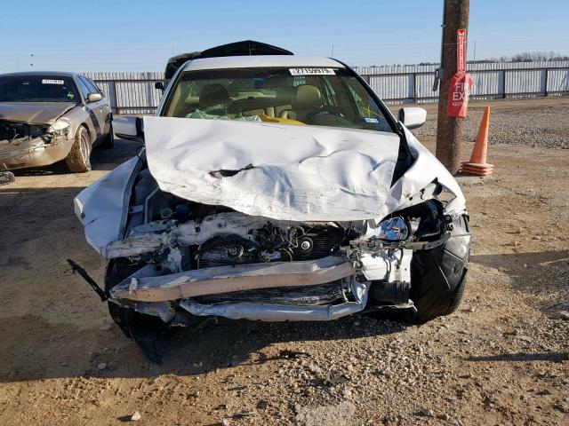 JHMCN36535C012943 - 2005 HONDA ACCORD HYB WHITE photo 9