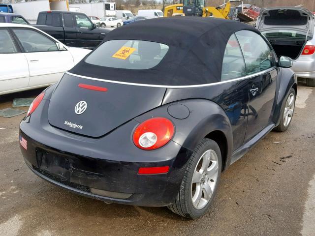 3VWSG31Y07M409436 - 2007 VOLKSWAGEN NEW BEETLE Schwarz Foto 4