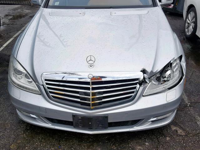 WDDNG7BB2BA367896 - 2011 MERCEDES-BENZ S 550 SILVER photo 7