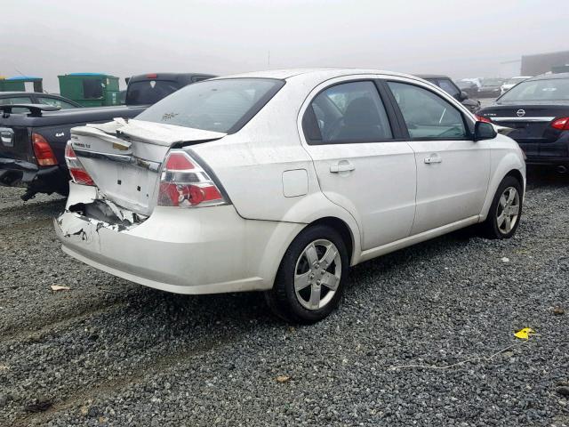 KL1TG5DEXBB128093 - 2011 CHEVROLET AVEO LT WHITE photo 4