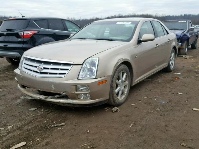 1G6DW677060203827 - 2006 CADILLAC STS GOLD photo 2