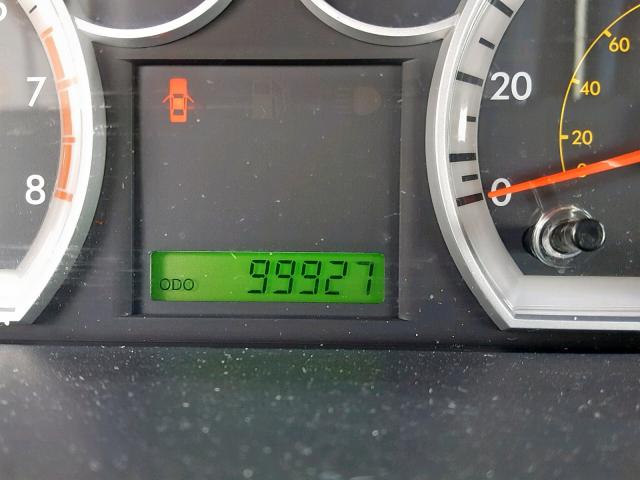 KL1TD5DE4AB082042 - 2010 CHEVROLET AVEO LS GRAY photo 8