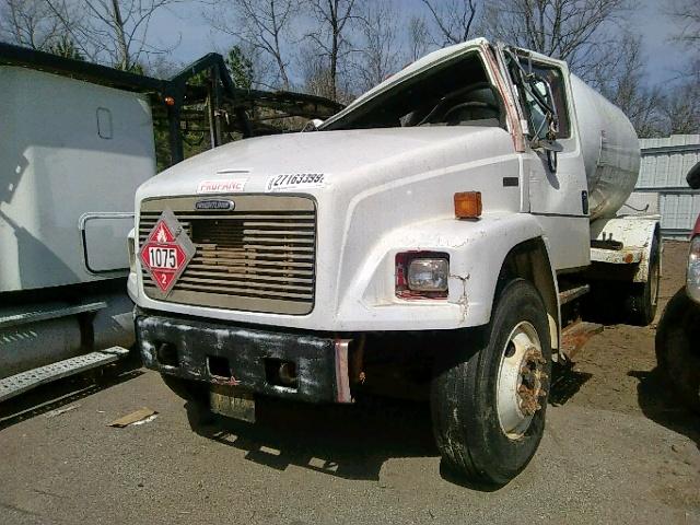 1FV6HFAA7XHA18799 - 1999 FREIGHTLINER MEDIUM CON WHITE photo 2