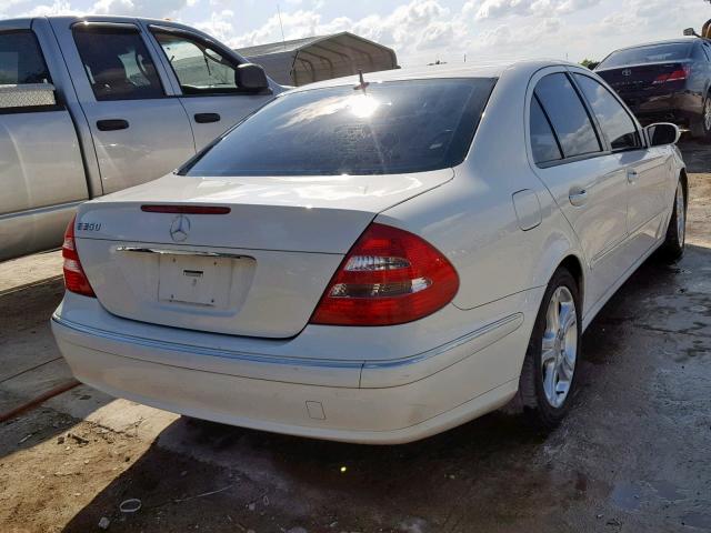 WDBUF56J46A885589 - 2006 MERCEDES-BENZ E 350 WHITE photo 4