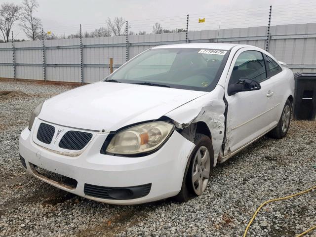 1G2AS18HX97242267 - 2009 PONTIAC G5 WHITE photo 2