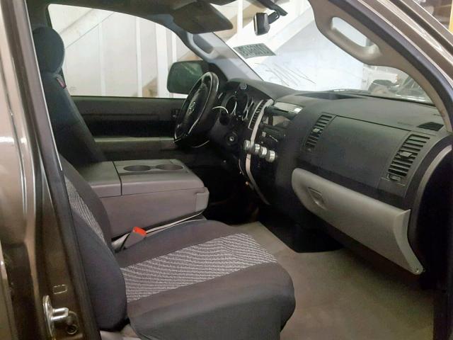 5TFUY5F16BX197788 - 2011 TOYOTA TUNDRA DOU BROWN photo 5