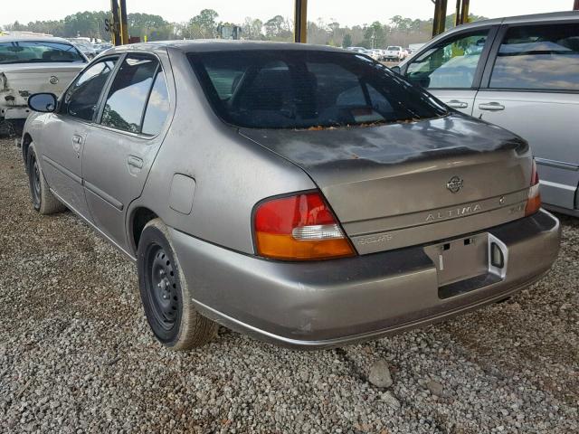 1N4DL01DXXC200005 - 1999 NISSAN ALTIMA XE SILVER photo 3