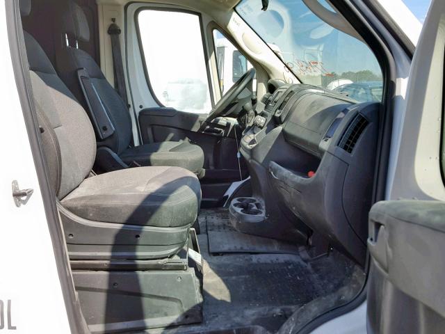 3C6TRVCG2JE145601 - 2018 RAM PROMASTER 白色 照片 5