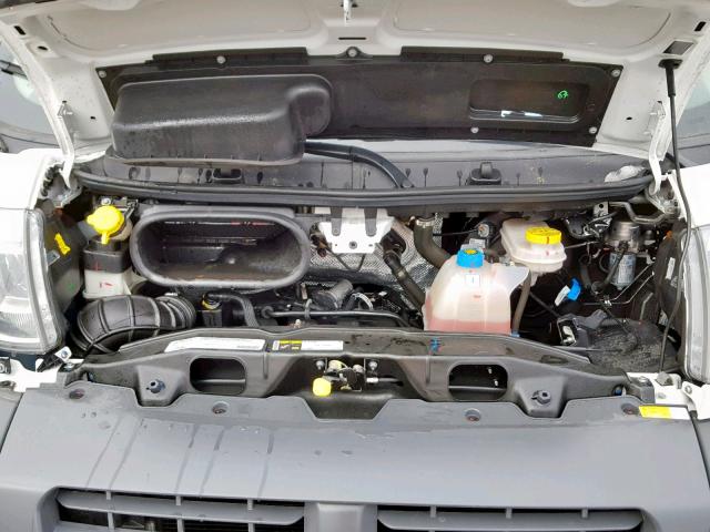 3C6TRVCG2JE145601 - 2018 RAM PROMASTER 白色 照片 7