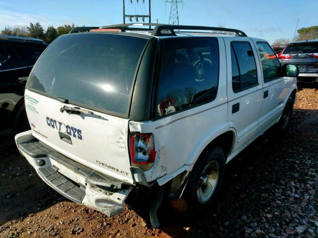 1GNCS13W4Y2190194 - 2000 CHEVROLET BLAZER WHITE photo 4