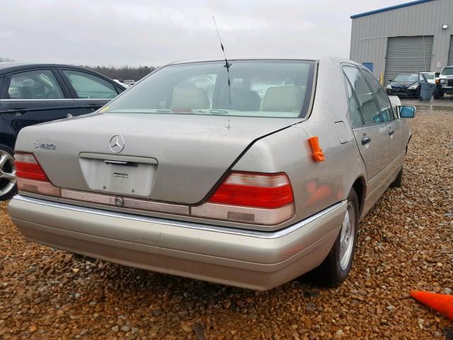 WDBGA43G9XA420502 - 1999 MERCEDES-BENZ S 420 GOLD photo 4