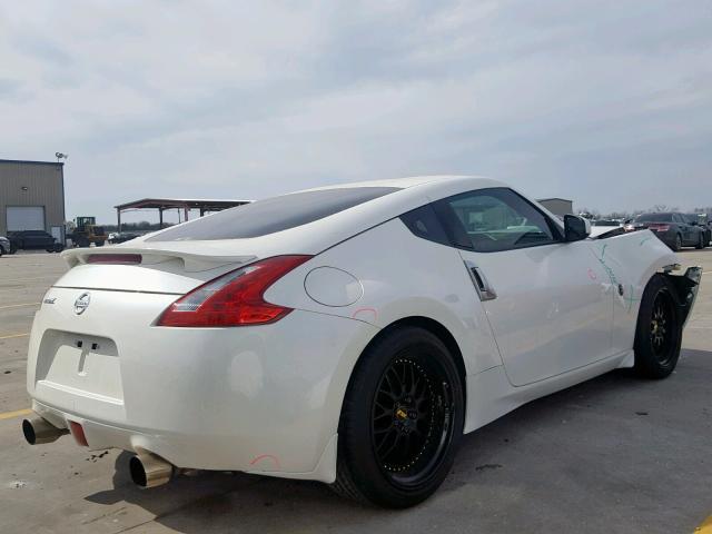 JN1AZ4EH7HM954056 - 2017 NISSAN 370Z BASE WHITE photo 4