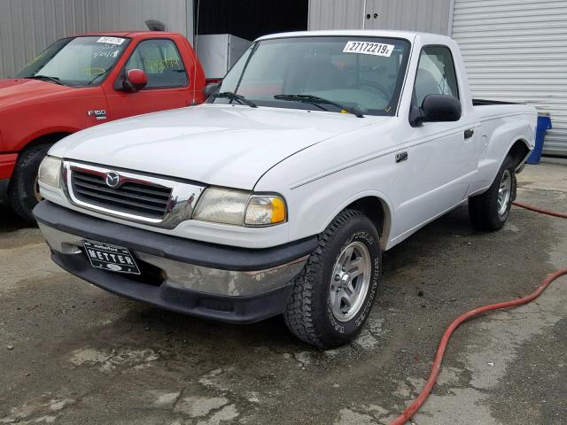 4F4YR12V2YTM01302 - 2000 MAZDA B3000 WHITE photo 2