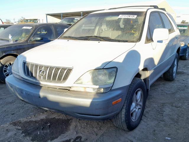 JTJGF10U820125298 - 2002 LEXUS RX 300 WHITE photo 2