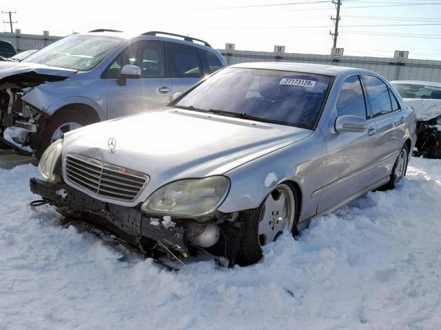 WDBNG75J51A143788 - 2001 MERCEDES-BENZ S 500 SILVER photo 2