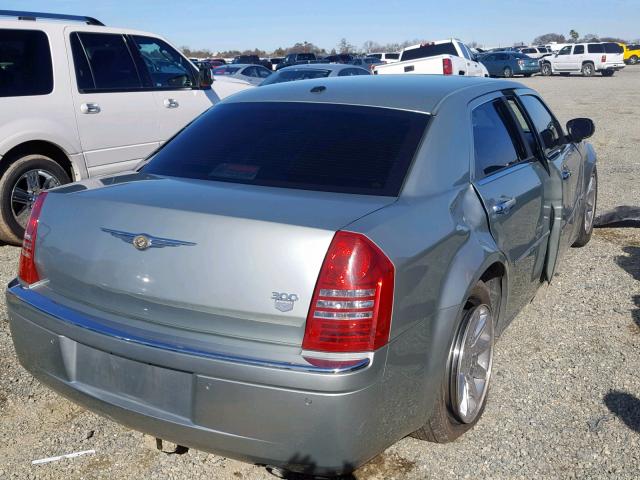 2C3LA63H66H320849 - 2006 CHRYSLER 300C SILVER photo 4