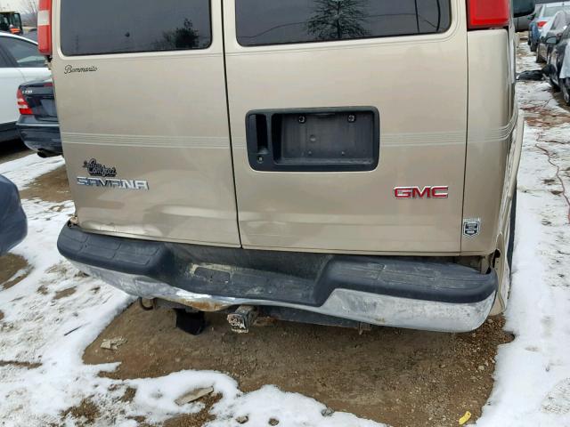 1GDFG15T551244366 - 2005 GMC SAVANA RV GOLD photo 10