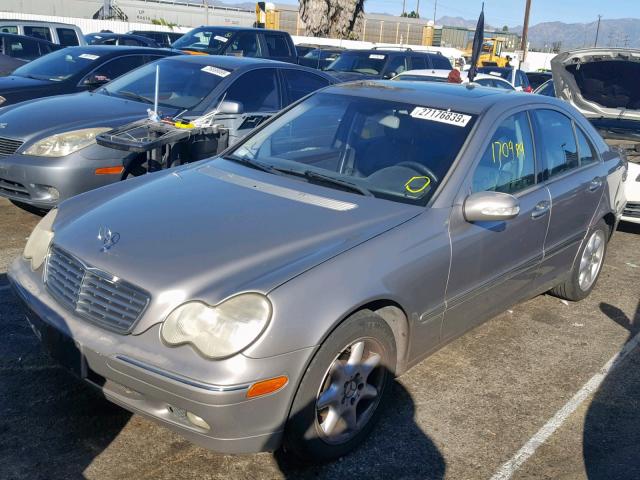 WDBRF61J24A546359 - 2004 MERCEDES-BENZ C 240 SILVER photo 2