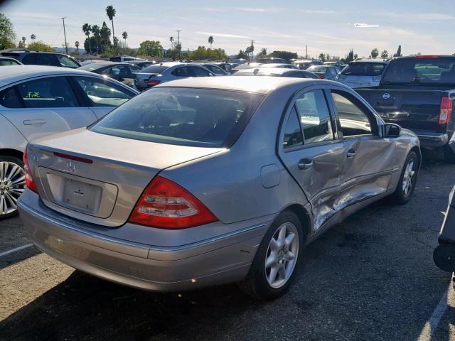 WDBRF61J24A546359 - 2004 MERCEDES-BENZ C 240 SILVER photo 4