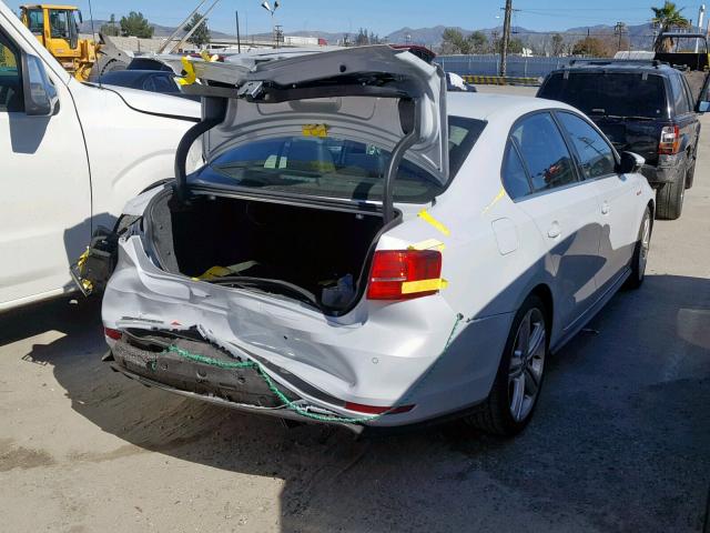 3VW5T7AJ0HM321460 - 2017 VOLKSWAGEN JETTA GLI SILVER photo 4