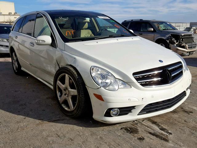 4JGCB6FE4AA104740 - 2010 MERCEDES-BENZ R 350 4MAT WHITE photo 1