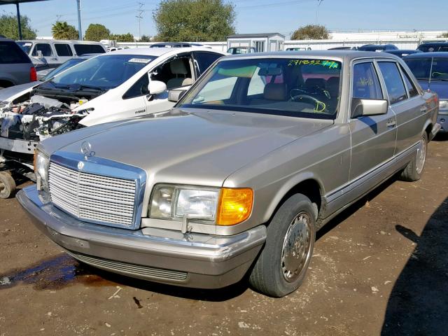 WDBCA25D5JA366757 - 1988 MERCEDES-BENZ 300 SEL GOLD photo 2