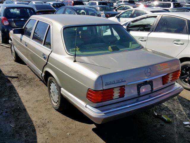 WDBCA25D5JA366757 - 1988 MERCEDES-BENZ 300 SEL GOLD photo 3