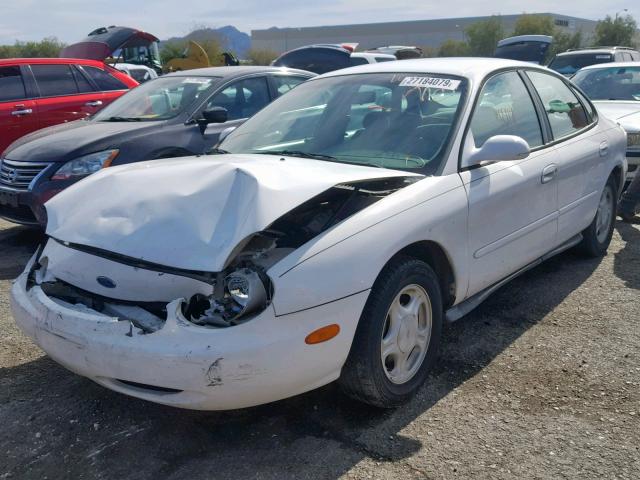 1FALP52U2VG121686 - 1997 FORD TAURUS GL WHITE photo 2