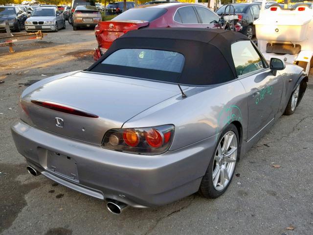 JHMAP21494T001308 - 2004 HONDA S2000 SILVER photo 4