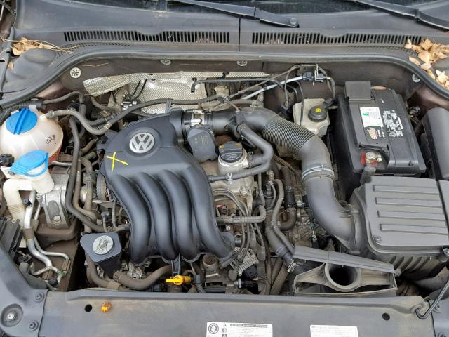 3VW2K7AJ1DM402239 - 2013 VOLKSWAGEN JETTA BASE BROWN photo 7