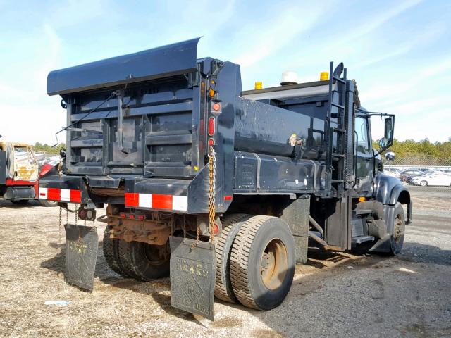 1M2AG08C76M001318 - 2006 MACK 700 CV700 BLACK photo 4