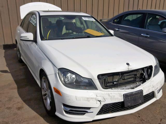 WDDGF4HB8DA807401 - 2013 MERCEDES-BENZ C 250 WHITE photo 1