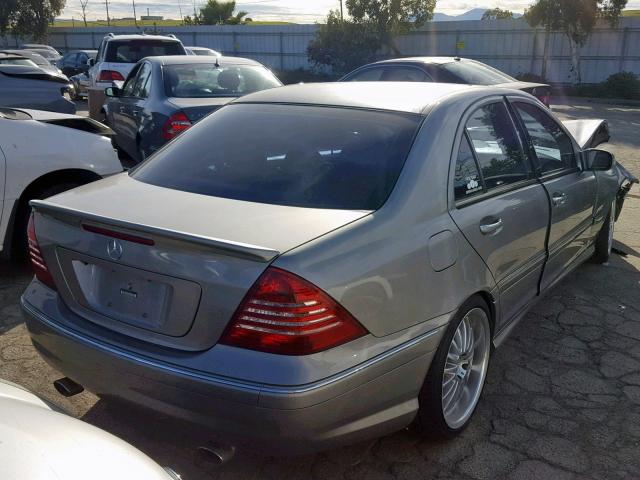 WDBRF61J73F404784 - 2003 MERCEDES-BENZ C 240 GOLD photo 4