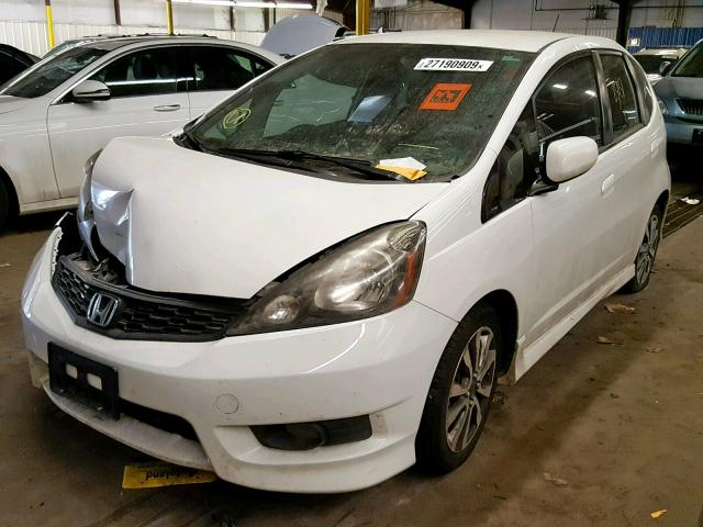 JHMGE8H59CC020814 - 2012 HONDA FIT SPORT WHITE photo 2