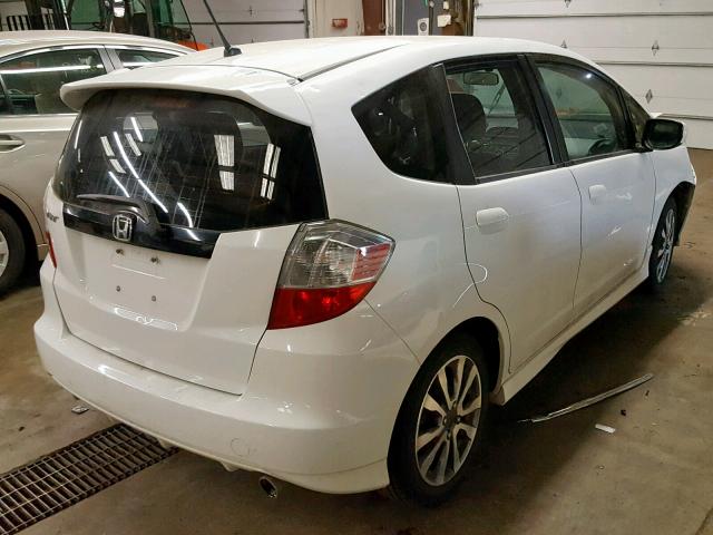 JHMGE8H59CC020814 - 2012 HONDA FIT SPORT WHITE photo 4