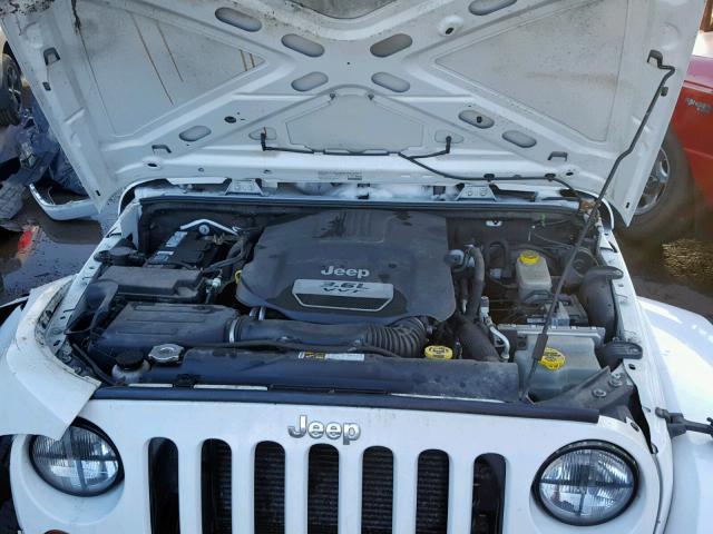 1C4AJWAG9DL670988 - 2013 JEEP WRANGLER S WHITE photo 7