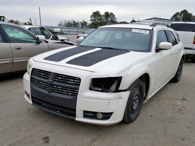 2D4FV37V68H163180 - 2008 DODGE MAGNUM SXT WHITE photo 2