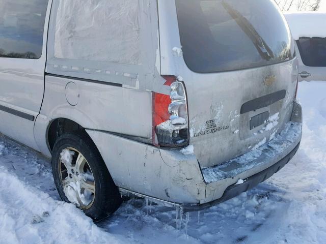1GNDV231X7D169357 - 2007 CHEVROLET UPLANDER L 银色 照片 10