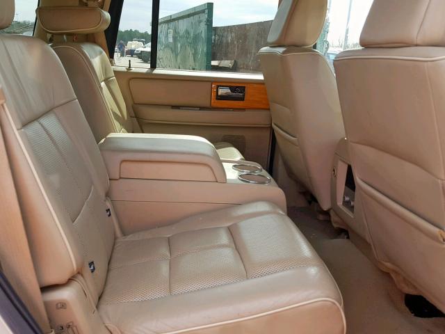 5LMFU28567LJ18503 - 2007 LINCOLN NAVIGATOR 银色 照片 6