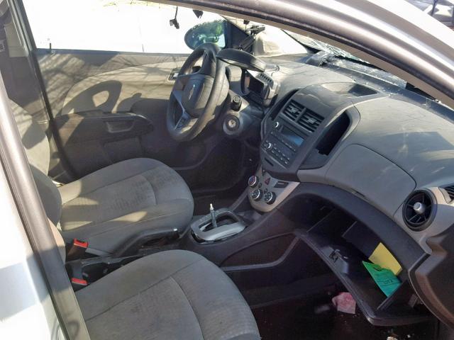 1G1JA5SH8D4116698 - 2013 CHEVROLET SONIC LS SILVER photo 5